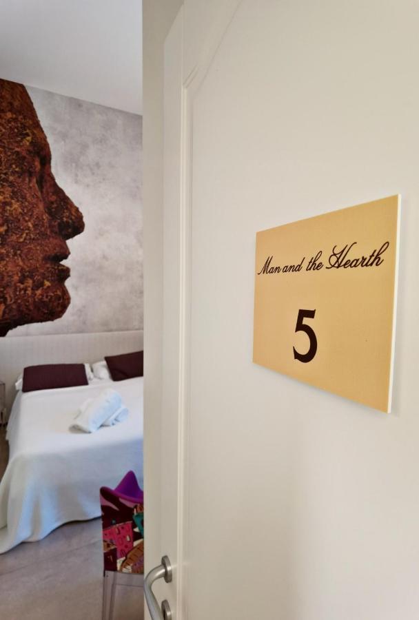 Artistic Charming House Hotel Caserta Exterior photo